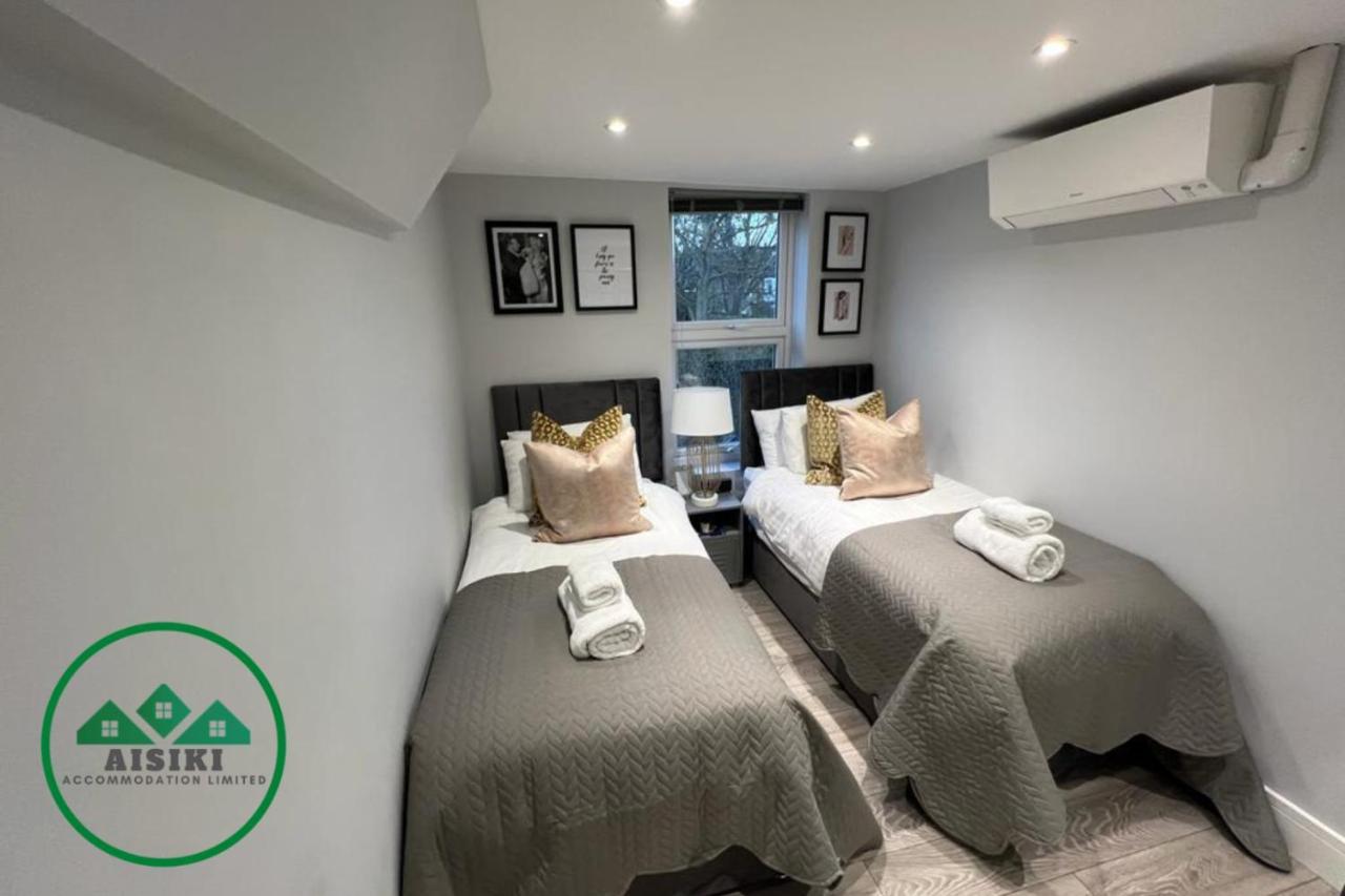 Aisiki Apartments At Stanhope Road, North Finchley, Airconditioned Multiple 2 Or 3-Bedroom, Pet-Friendly Duplex Flats, King Or Twin Beds, Airconditioned & Free Wi-Fi Bagian luar foto