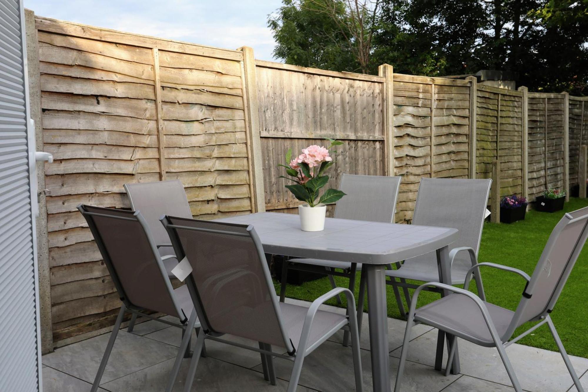 Aisiki Apartments At Stanhope Road, North Finchley, Airconditioned Multiple 2 Or 3-Bedroom, Pet-Friendly Duplex Flats, King Or Twin Beds, Airconditioned & Free Wi-Fi Bagian luar foto
