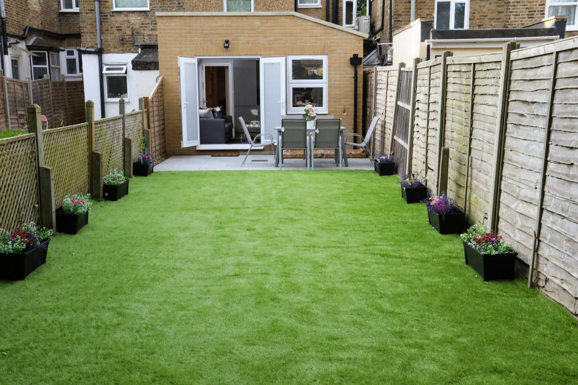 Aisiki Apartments At Stanhope Road, North Finchley, Airconditioned Multiple 2 Or 3-Bedroom, Pet-Friendly Duplex Flats, King Or Twin Beds, Airconditioned & Free Wi-Fi Bagian luar foto