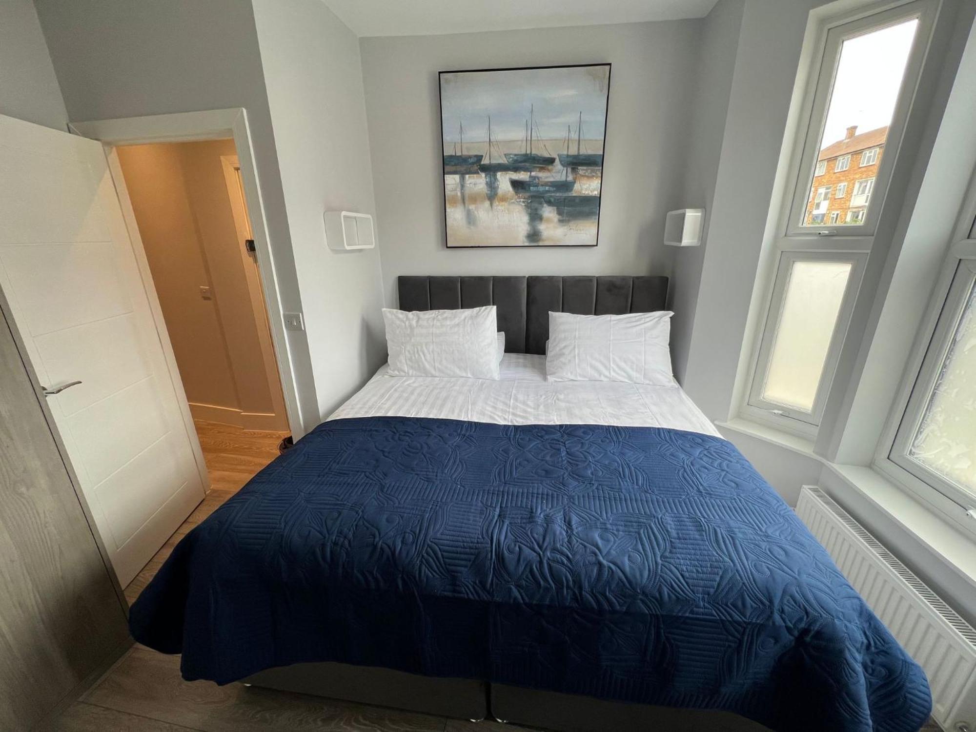 Aisiki Apartments At Stanhope Road, North Finchley, Airconditioned Multiple 2 Or 3-Bedroom, Pet-Friendly Duplex Flats, King Or Twin Beds, Airconditioned & Free Wi-Fi Bagian luar foto